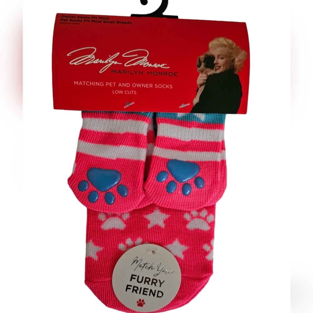 Marilyn Monroe Matching socks for pet and owner NWT